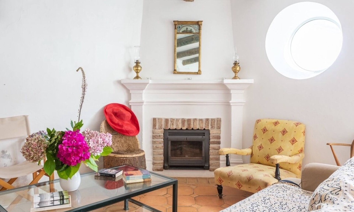 Redondo Villa | Converted Shepherds Cottage in Traditional Cork Forest, Near Evora