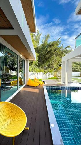 Kao Yai Villa | De Flourishing Hill Escape, Cha Am
