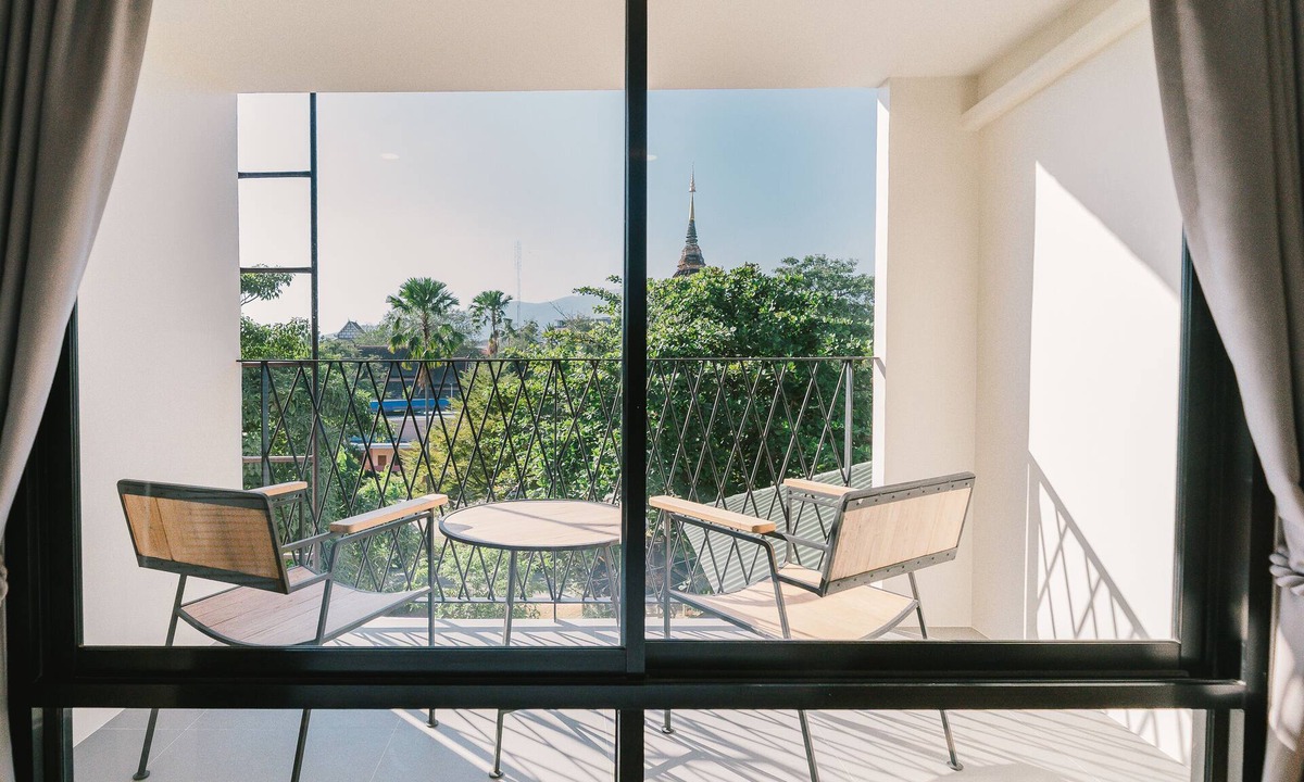 Sri Phum Hotel | Deluxe Queen: Hornbill