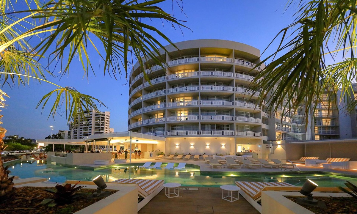 Cairns Central Business District Hotel | DoubleTree by Hilton Hotel Cairns