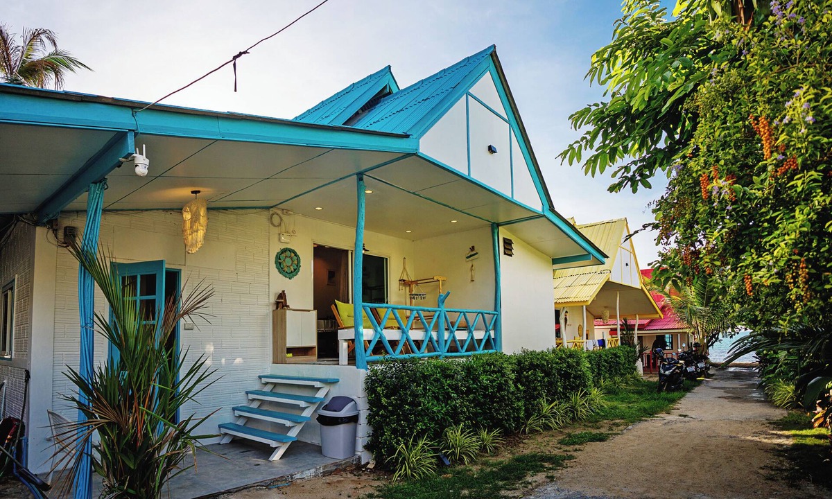 Bang Po Villa | Dream Villa Beachfront Sunset