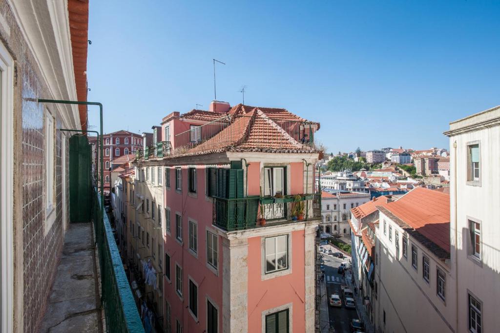 Sacramento Apartment | Duque-Chiado Downtown