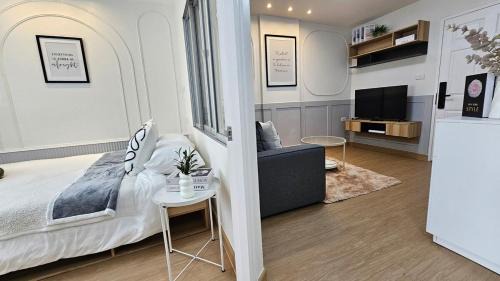 Anusawari Apartment | Easy Living