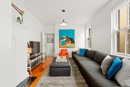 Millers Point Apartment | Eclectic Heritage Comfort with Terrace and Views