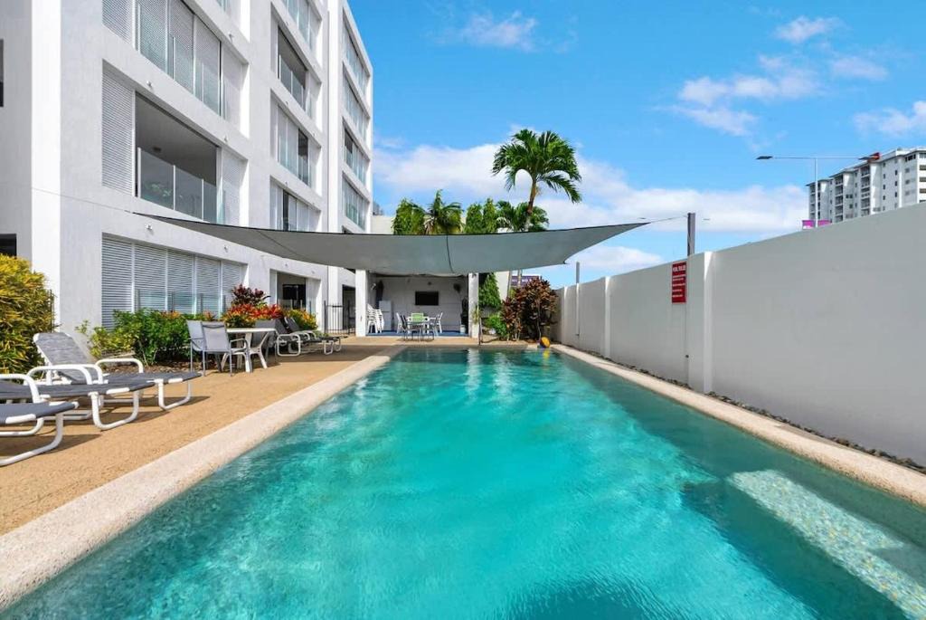 Cairns Central Business District Apartment | 'Eclipse' A Poolside Family Escape in the CBD