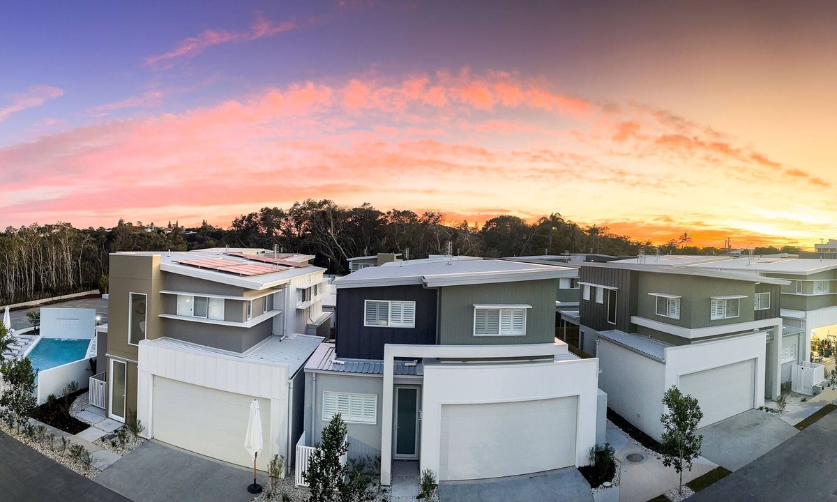 Peregian Beach House | Essence Peregian - Kamala 3 Bedroom Luxury Home