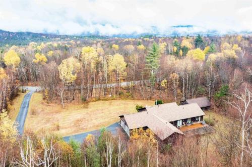 Morrisville Ski Chalet | Expansive Mountainside Retreat Near Stowe, Smuggs, Jay