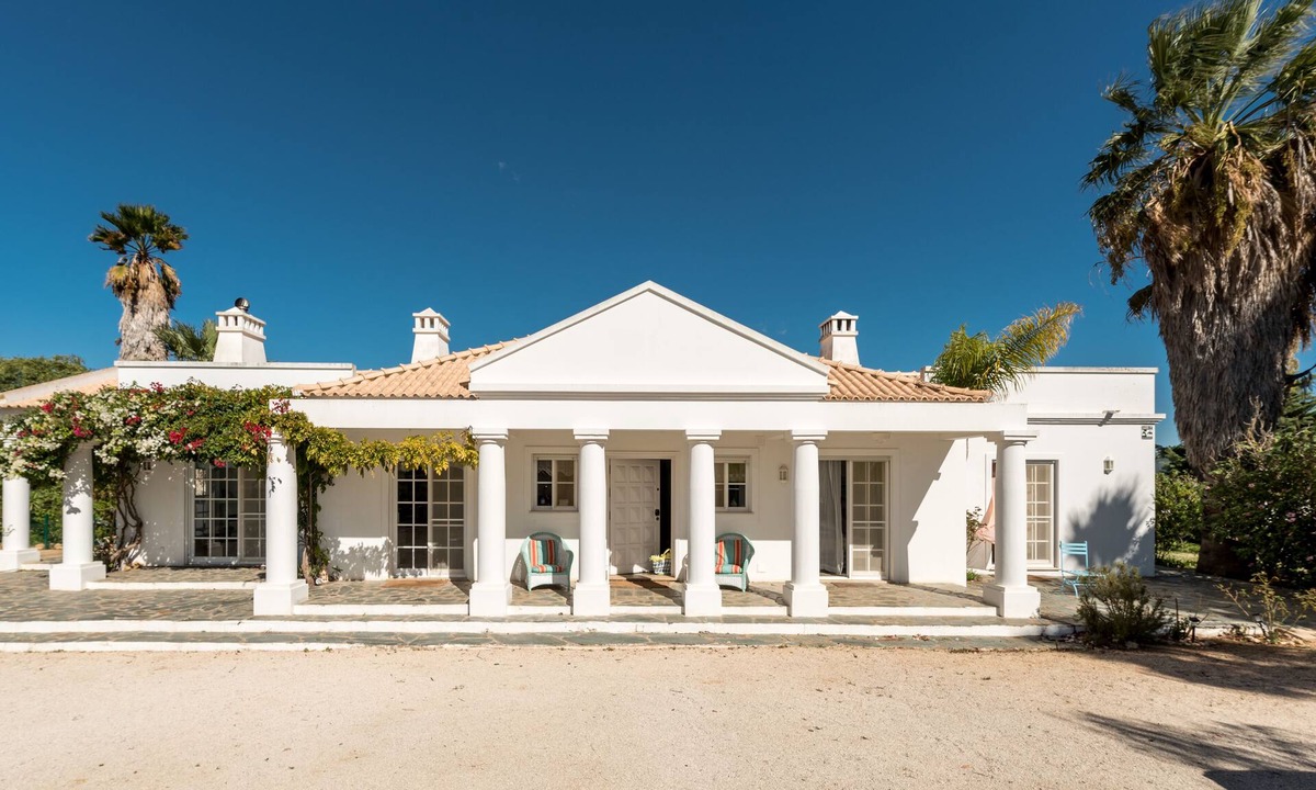 Alvor Villa | Fabulous Villa inserted in a property of 4000m2
