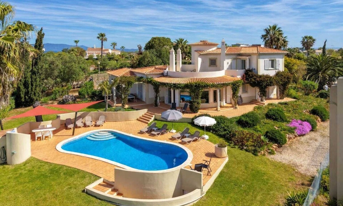 Estombar Villa | Family‑Friendly Villa with Beautiful Sea Views, Private Pool & Spacious Gardens