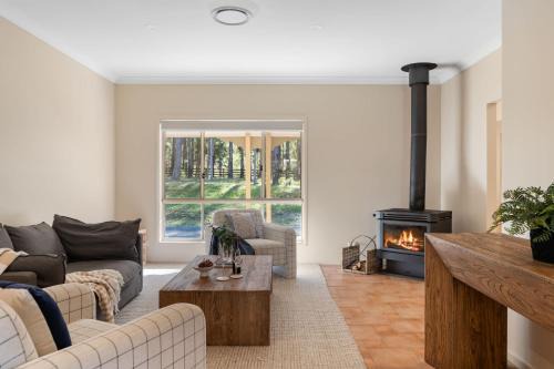 Woollamia House | Family Getaway on Farifax