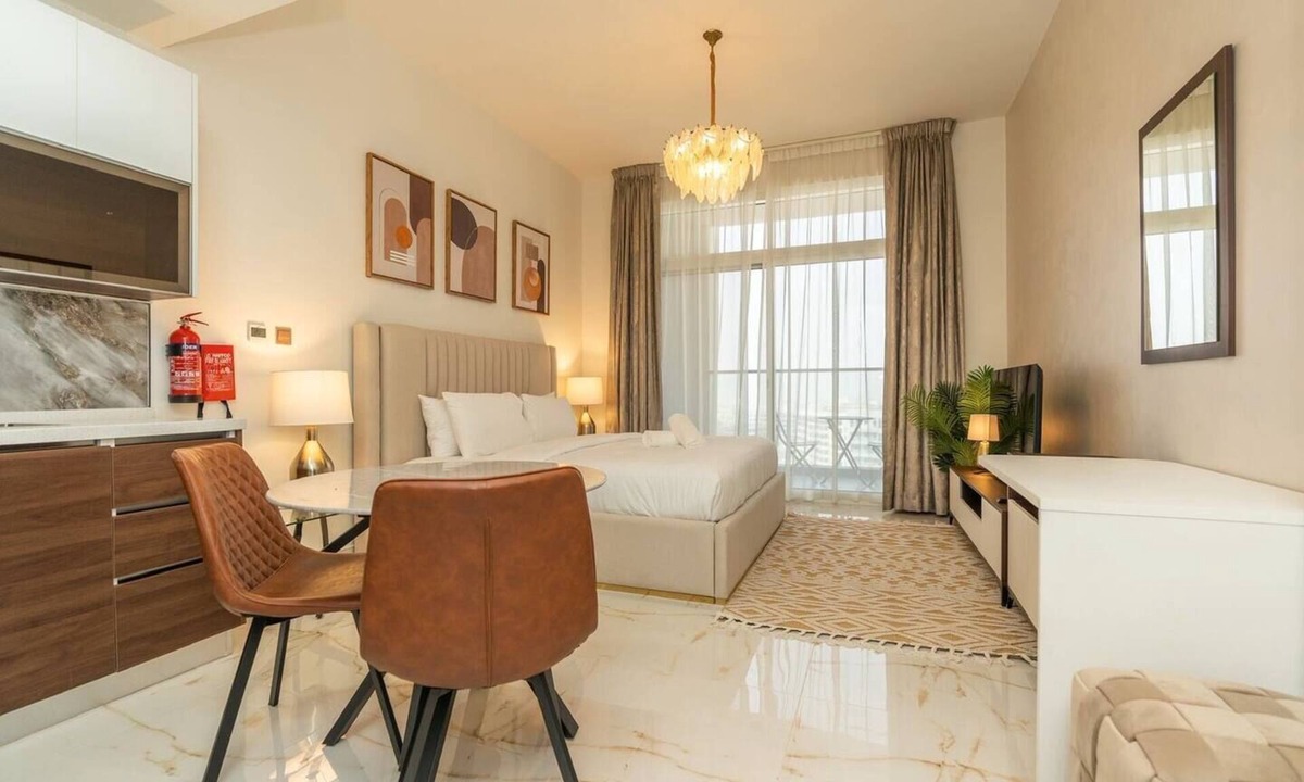 Al Barsha Apartment | FIRST CLASS | Studio | Chic & Comfy in Jewelz