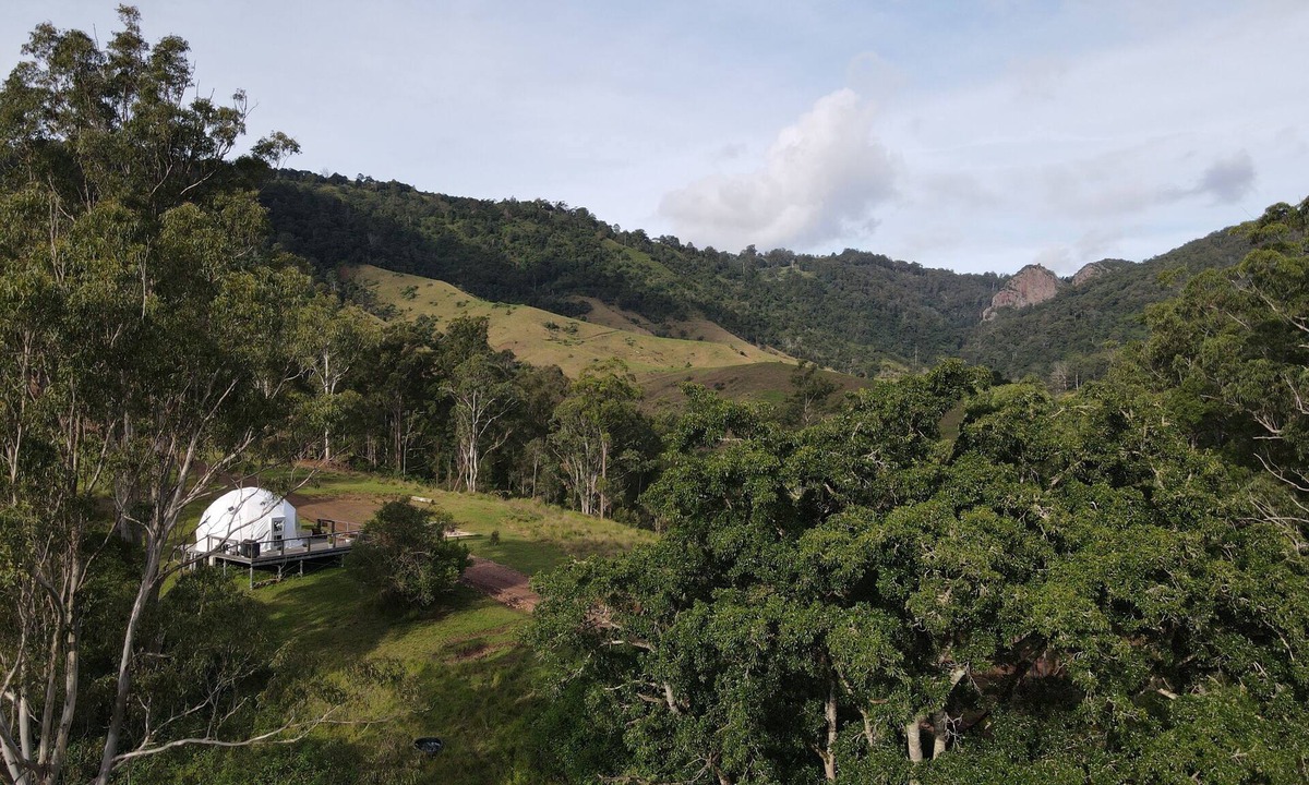 Toms Creek House | Forest Dome, set upon the foothills of the forest