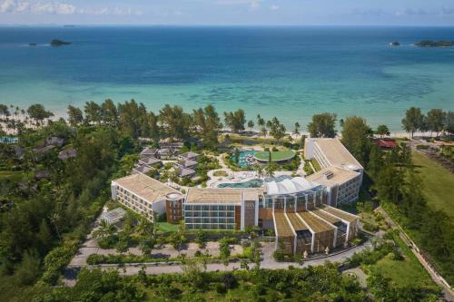 Lagoi Hotel | Four Points by Sheraton Bintan, Lagoi Bay