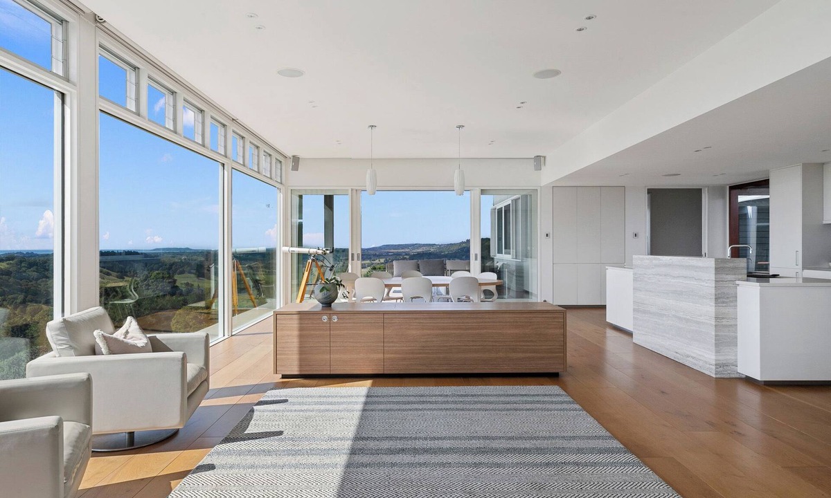 Coorabell House | Fuller Holidays - Coolamon Skies