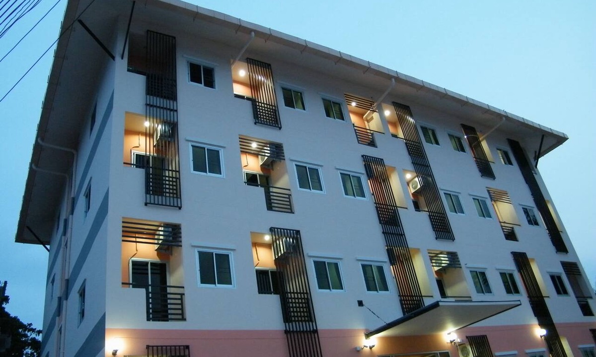 Nai Mueang Hotel | Fun Dee Mansion