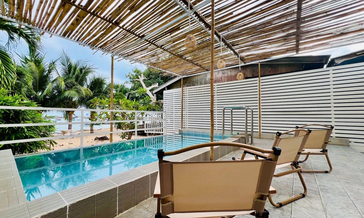 Ban Chang Hotel | GAO Phala beachfront hostel & pool villa