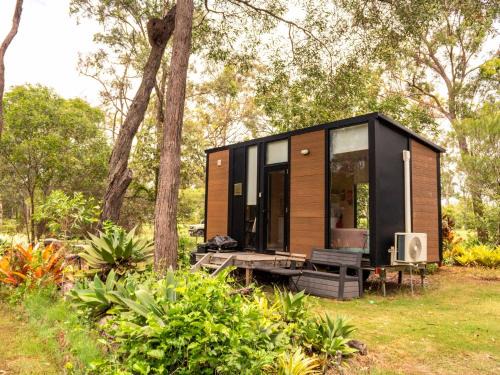 Howard House | Garden Grove by Tiny Away