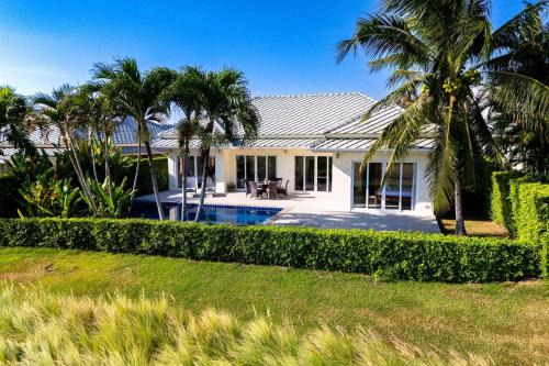 Hin Lek Fai Villa | Golfside Pool Villa Black Mountain Hua Hin (BM30)