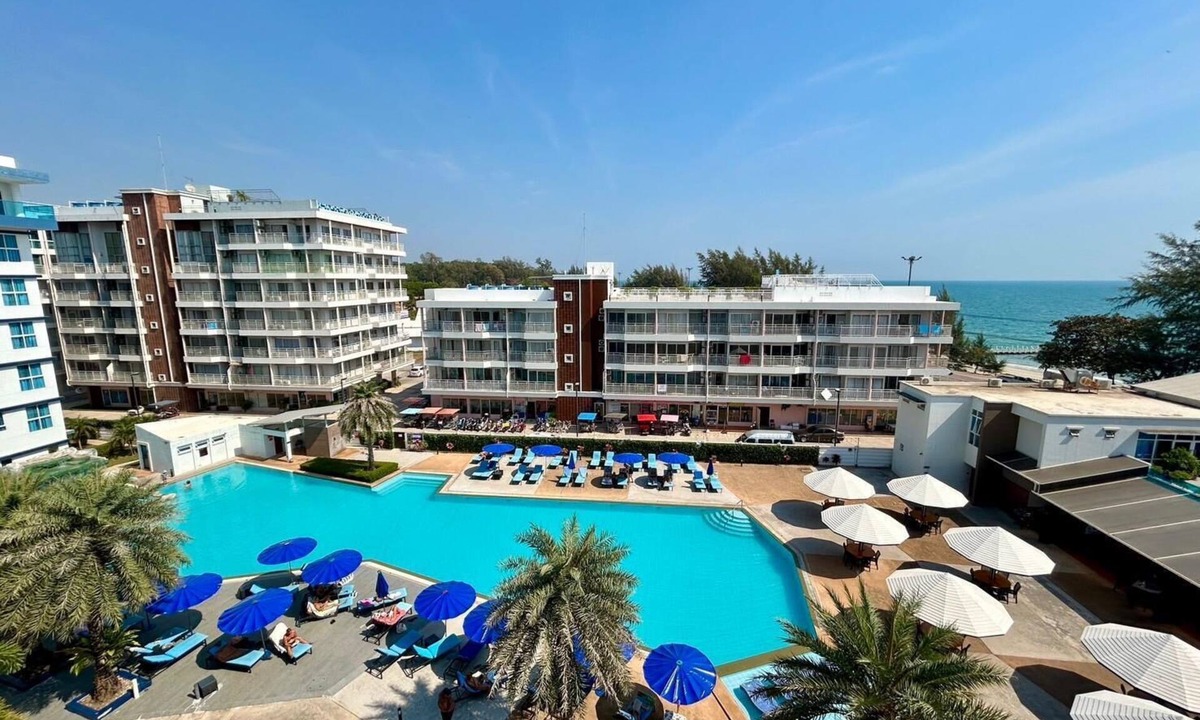 Kram Hotel | GrandBlue Resort