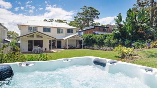 Killcare Heights House | 'Hampton Heights' by HolidayCo