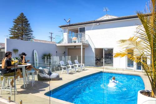 Harrington House | Harrington Escape 63 Beach street