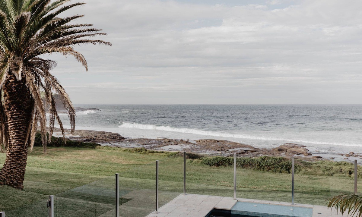Gerroa House | Headland Drive - A modern coastal escape