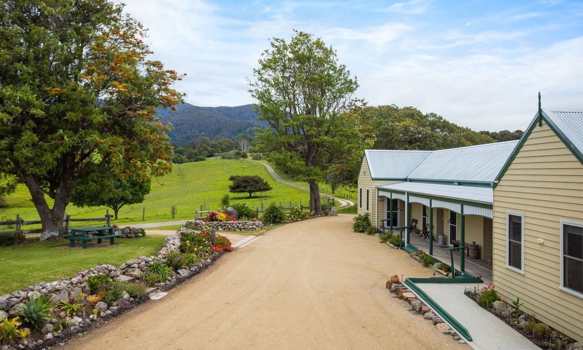 Central Tilba Cabin | Henkley Cottage 2 - Jeremiah
