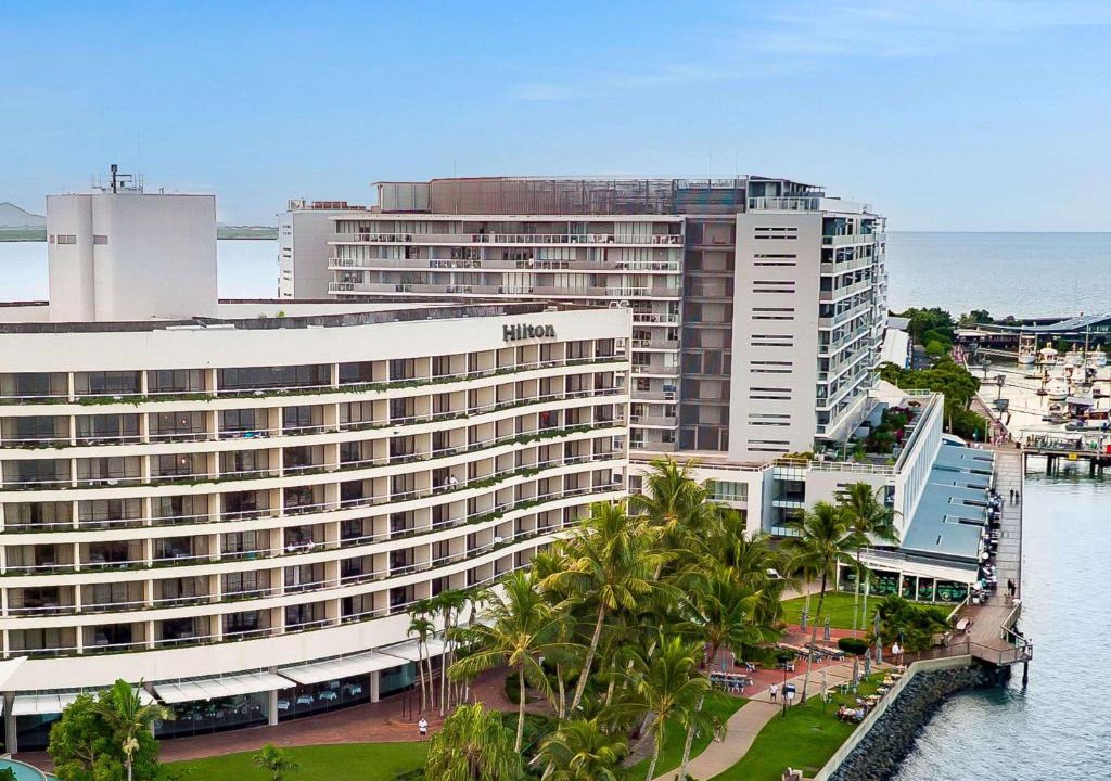 Cairns Central Business District Hotel | Hilton Cairns