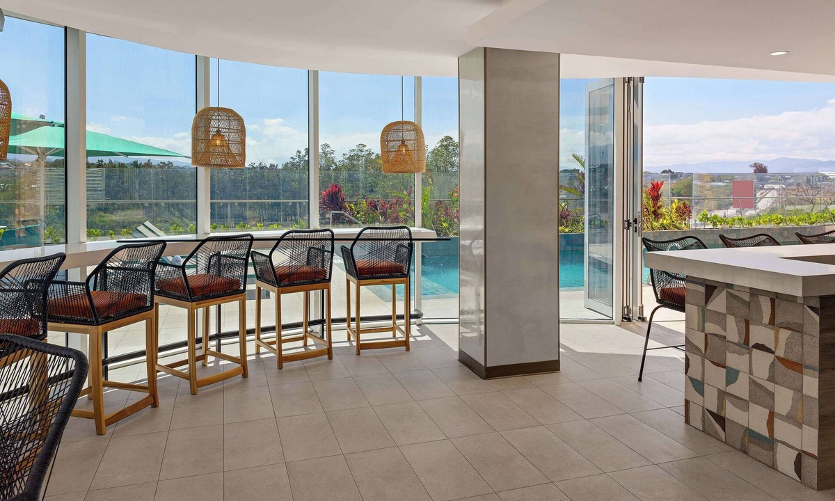 Alajuela Hotel | Hilton Garden Inn San Jose Airport City Mall