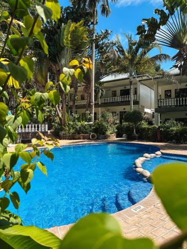 La Passe Hotel | Hotel Chateau St Cloud