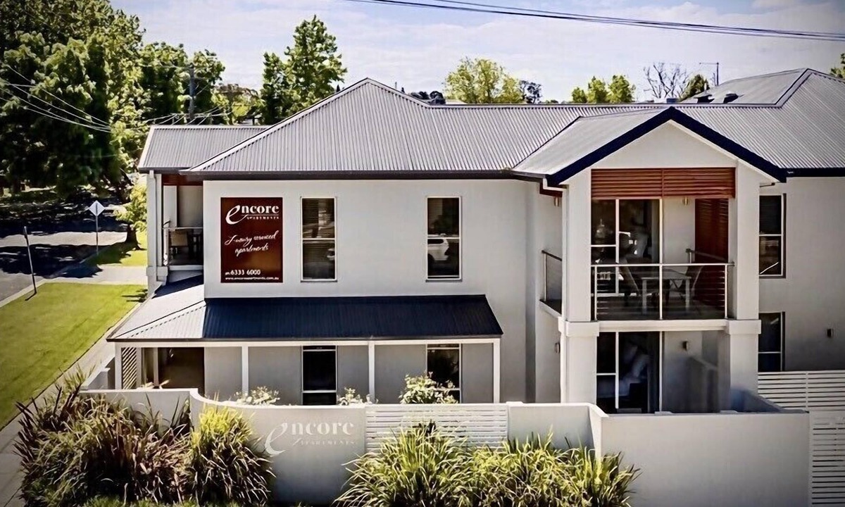 Bathurst Apartment | ‘Interlude No. Seven’ - On the doorstep of Bathurst’s CBD.