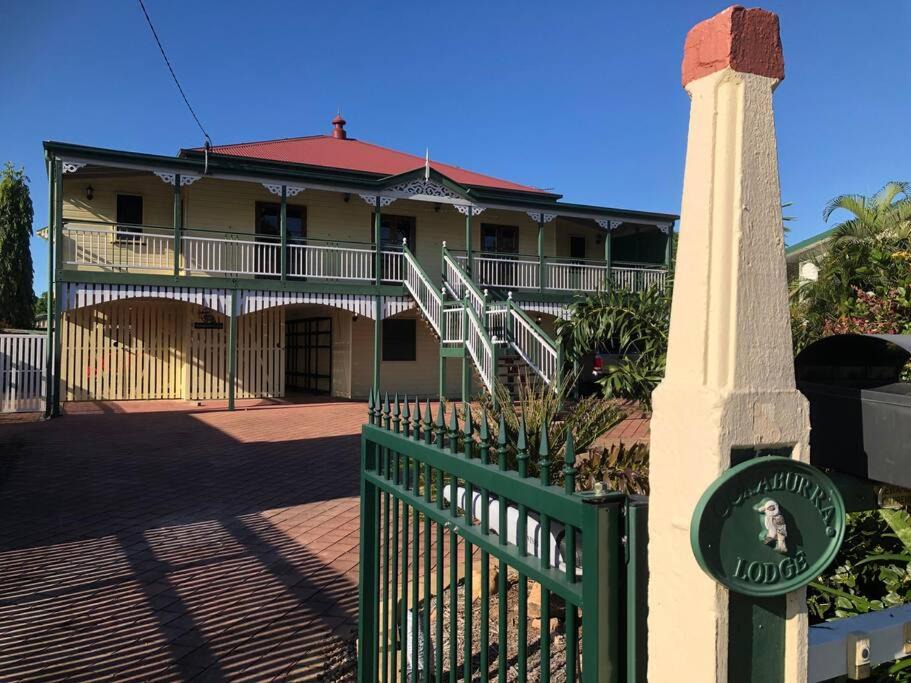 Hyde Park Apartment | Kookaburra Oasis