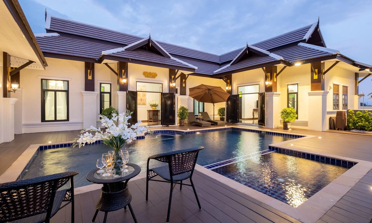 Mae Hia Villa | Lanna Kamin Pool Villa Airport