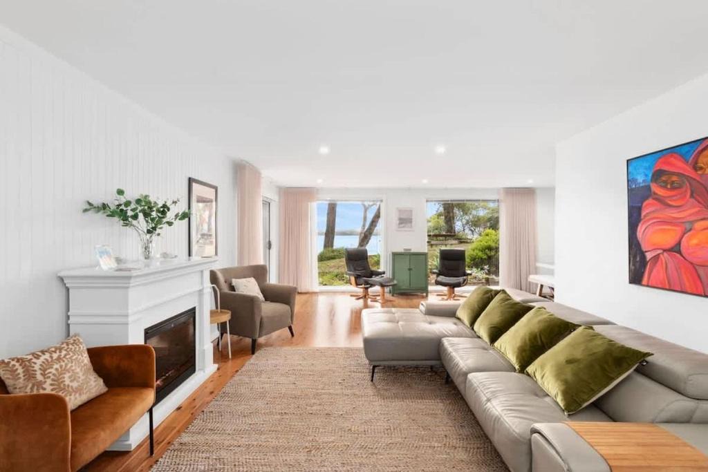 Long Beach House | Long Beach Hideaway