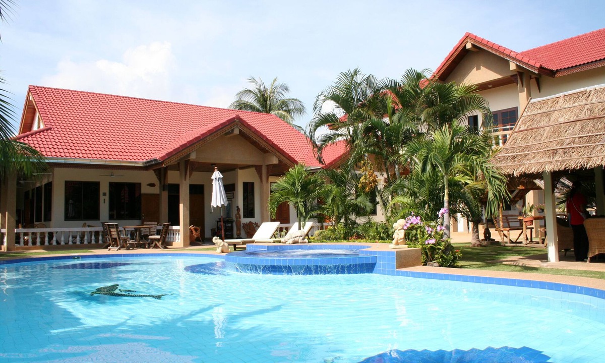 Sam Roi Yot Hotel | Long Beach Inn