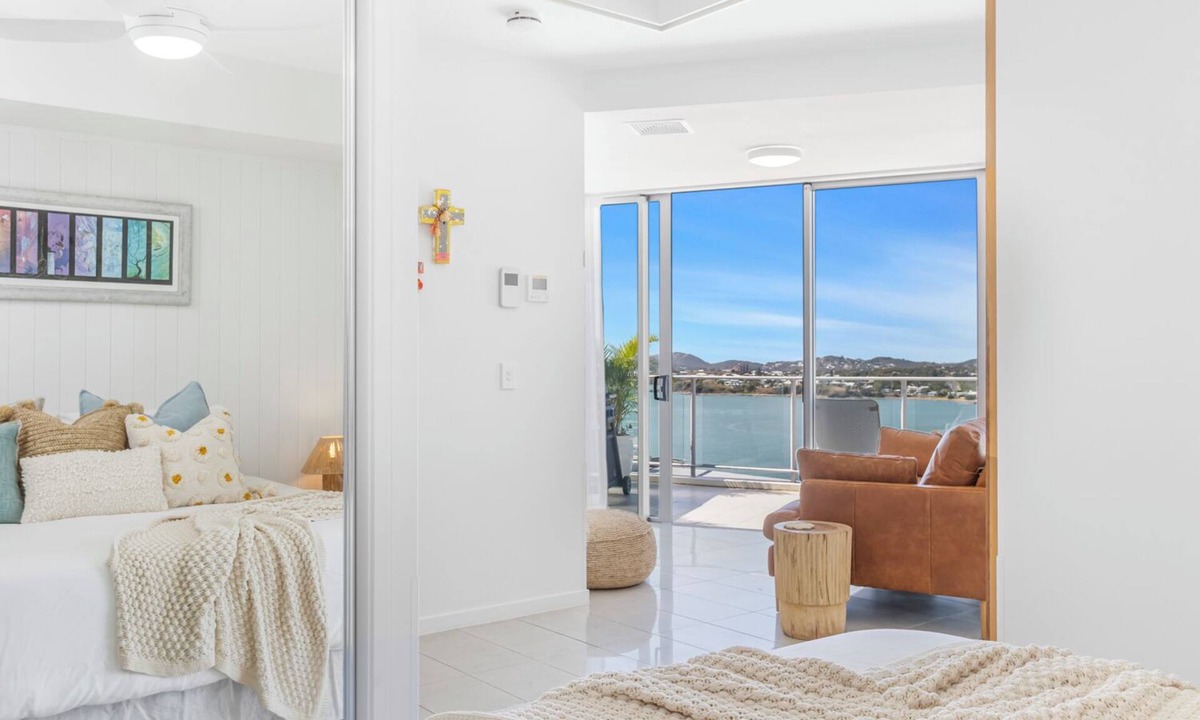 Yeppoon Apartment | 'Luxe at Oshen' - Top floor 1 bedroom stylish apartment in the heart of Yeppoon.