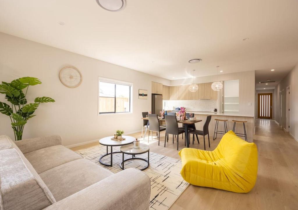 Park Ridge House | Luxurious 4 Bedroom Home with AC, Wi-Fi and SmartTV
