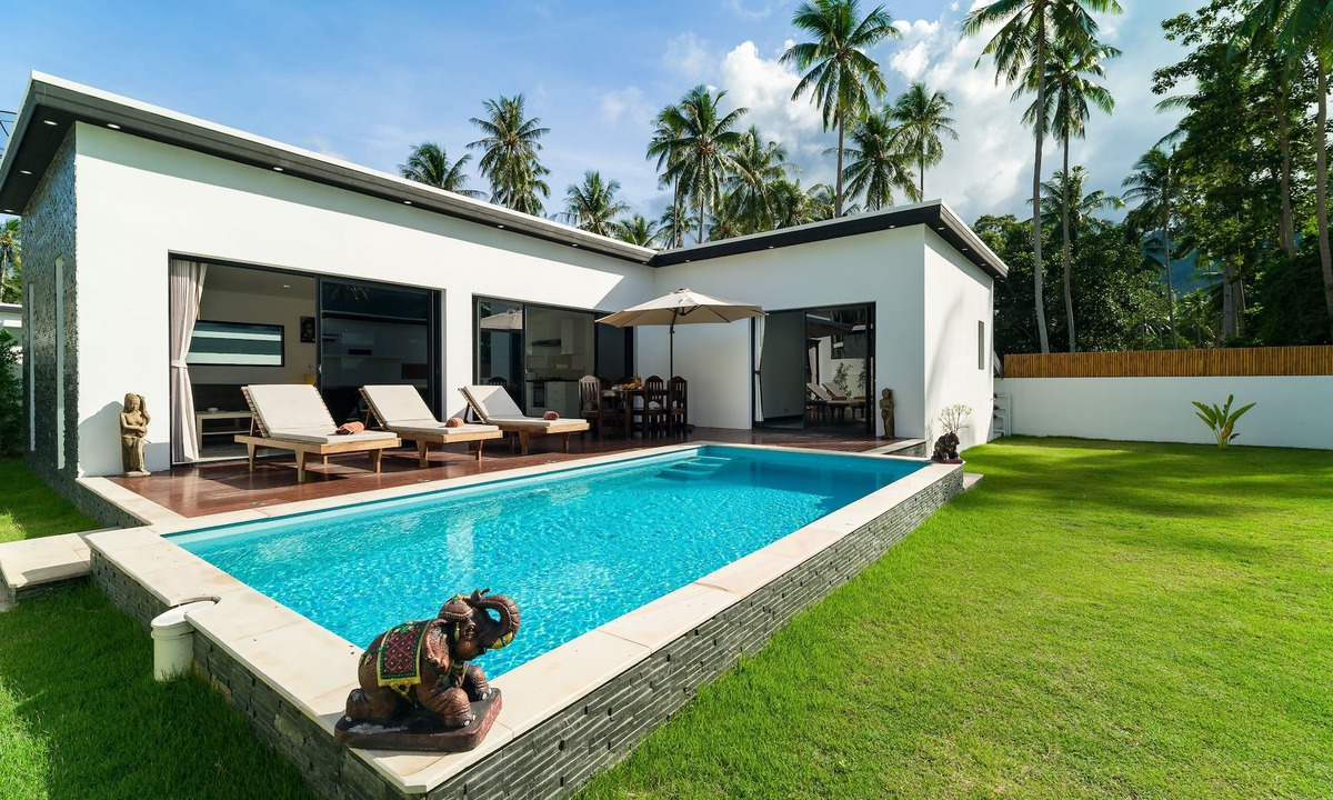 Lamai Villa | Luxury 3 bedroom Pool/Coconutview villa