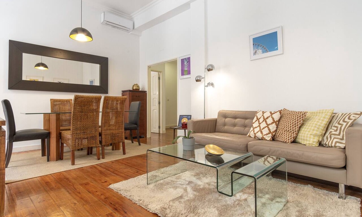 Baixa Apartment | LV Premier Baixa CR2- lift, AC, center, balcony