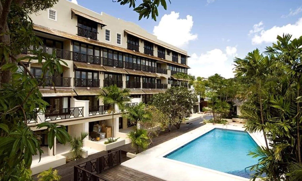 Marine Gardens Apartment | Magnificent Short Term Rental Apartment