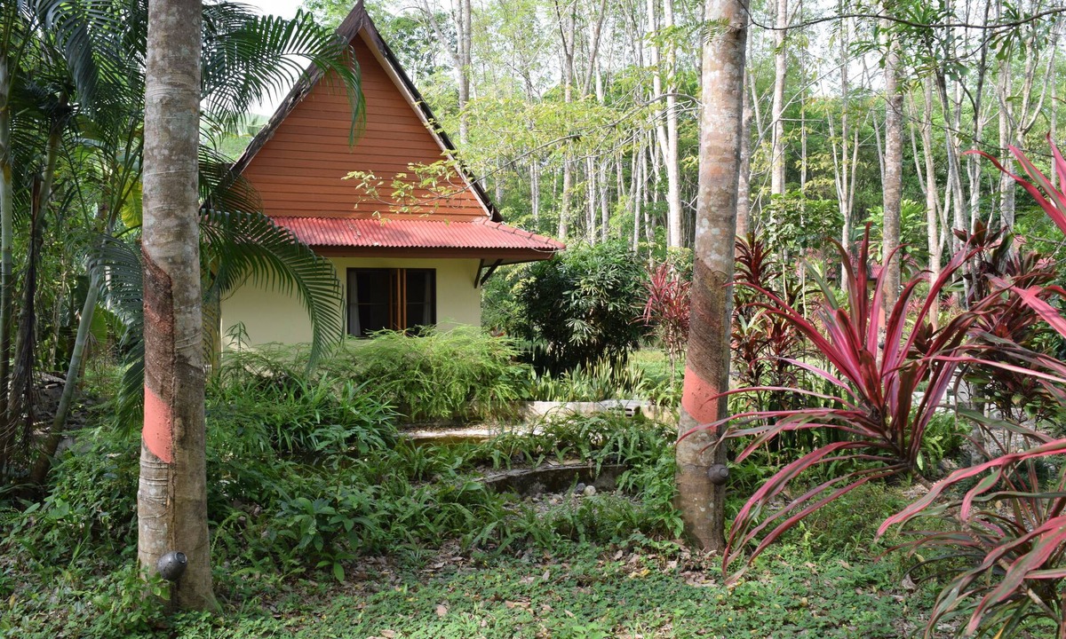 Phang Nga House | Manora Garden B & B