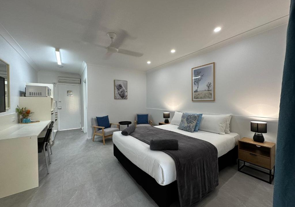Mareeba Hotel | Mareeba Motor Inn