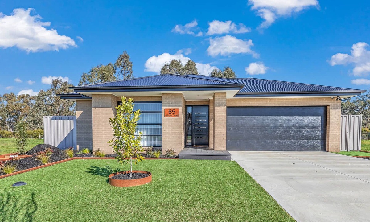 Moama House | Marina Views
