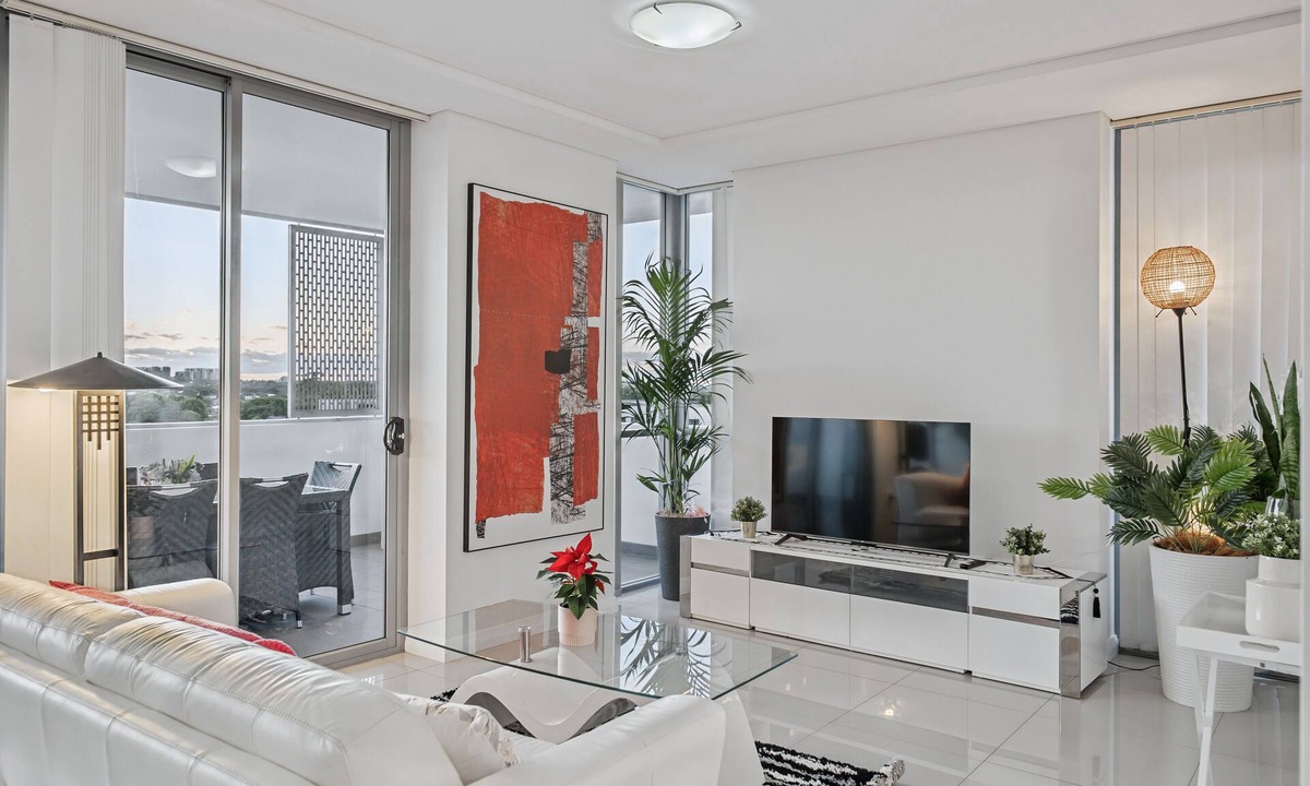 Mascot Apartment | Mascot 804