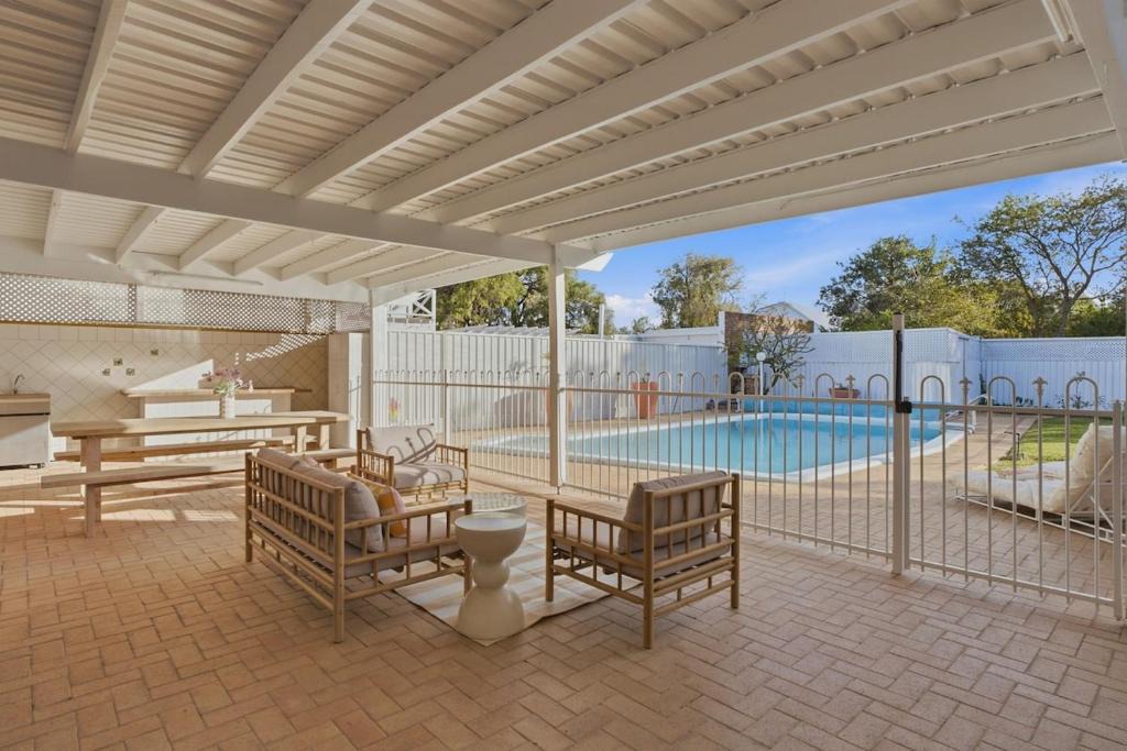 Broadwater House | Mediterranean Beachside retreat with a pool