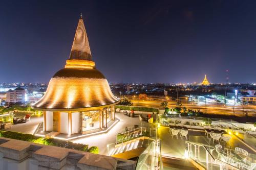 Nakhon Pathom Hotel | Mida Grande Hotel Dhavaravati Nakhon Pathom - SHA PLUS