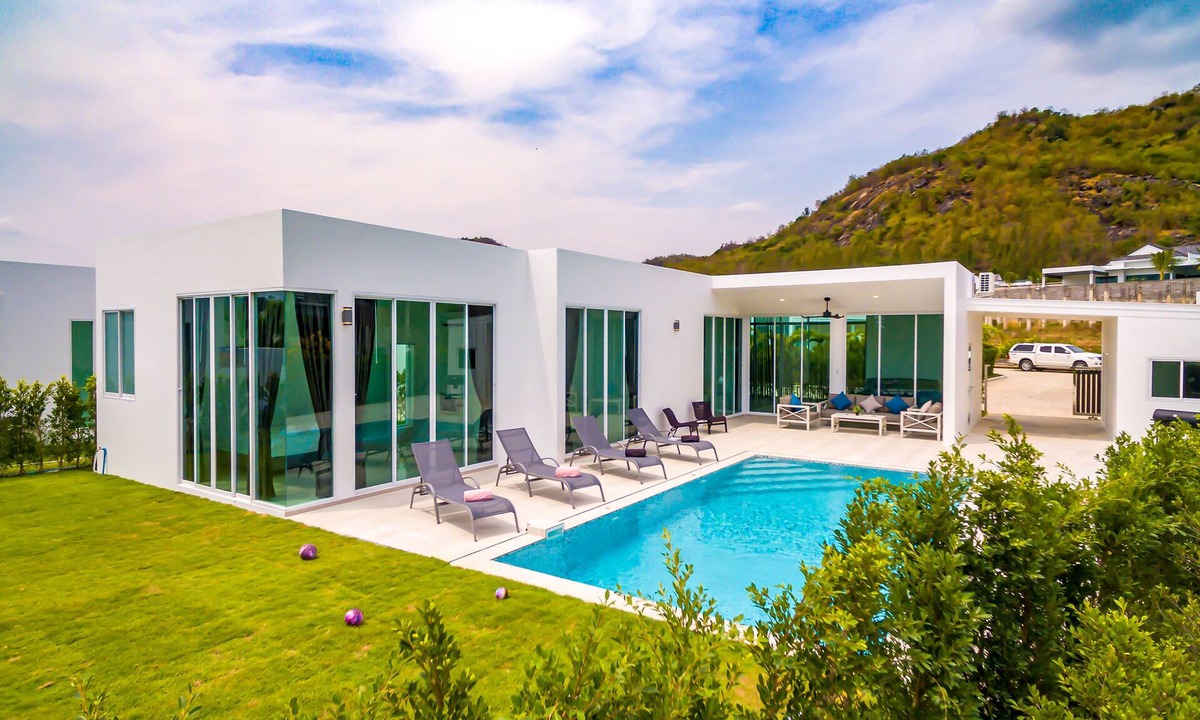 Khao Tao Villa | Modern 3 Bedroom Private Pool Villa KH-A1