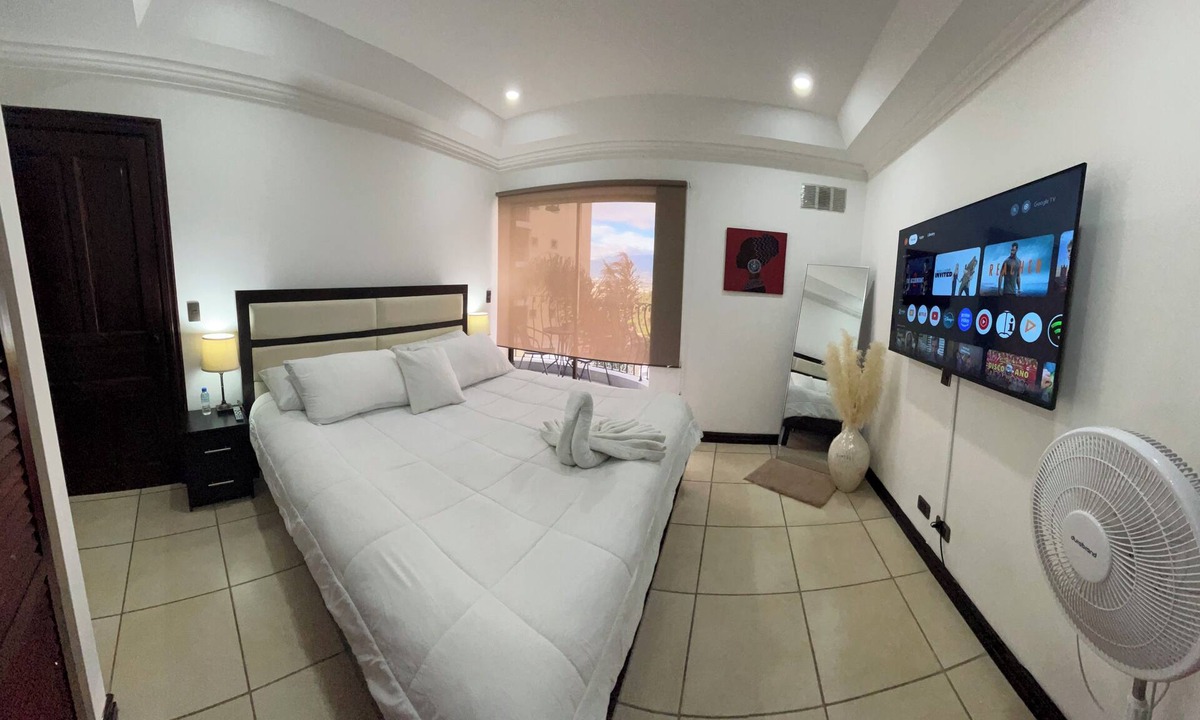 Escazu Apartment | Modern and secure apartment in exclusive sector close to restaurants pet’s OK