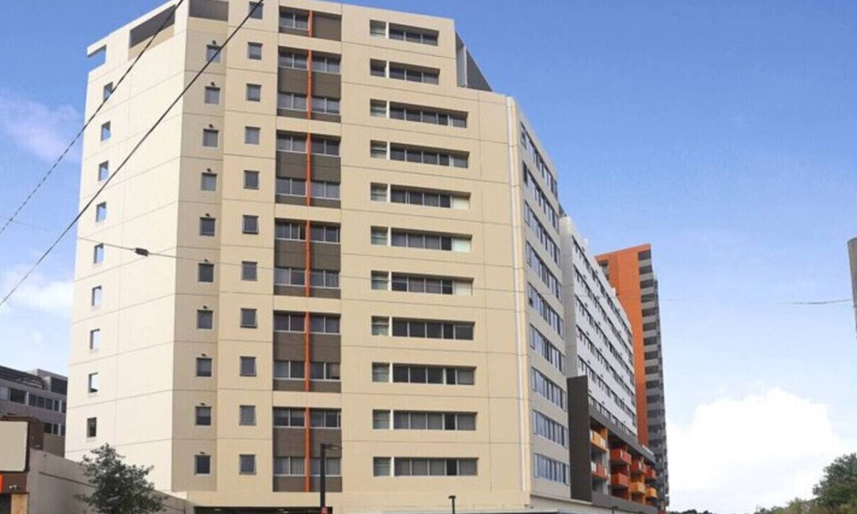 Hurstville Apartment | Modern Comfort|Hurstville 3BR Wifi/Train/Business