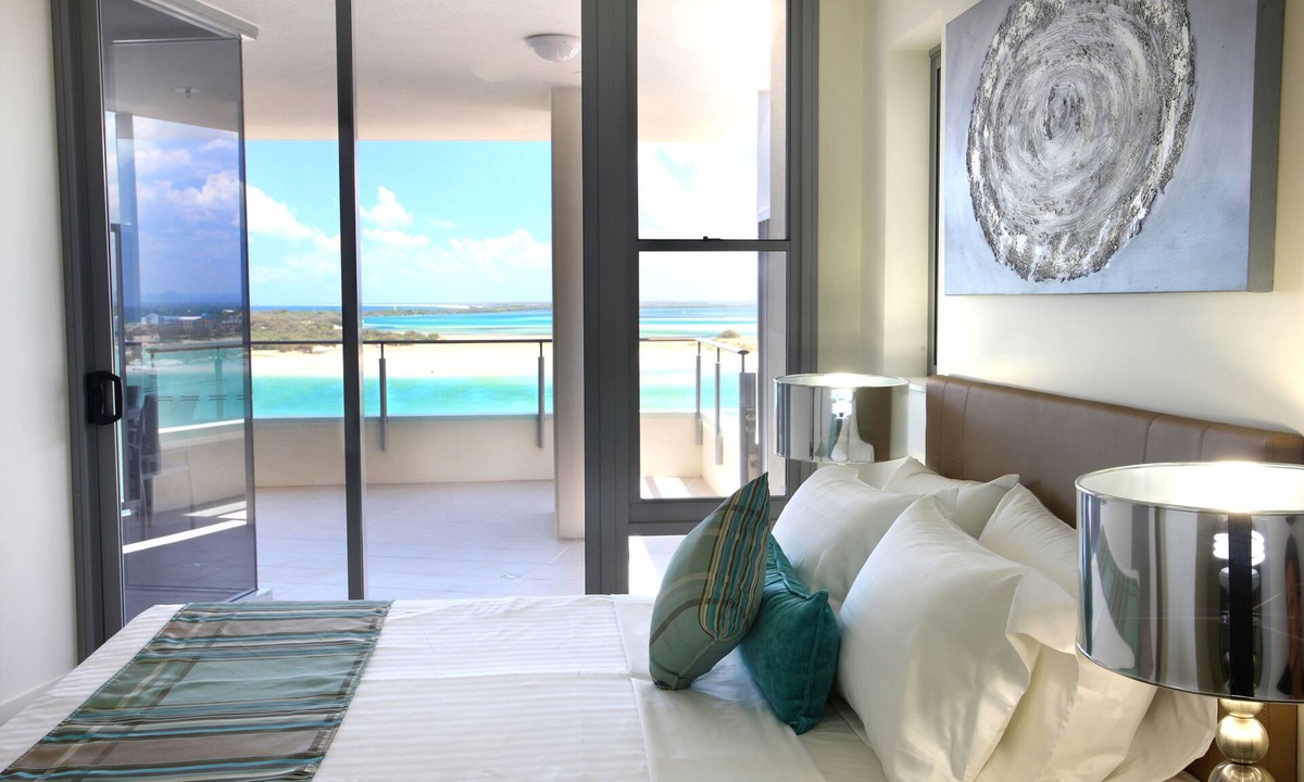 Caloundra Hotel | Monaco